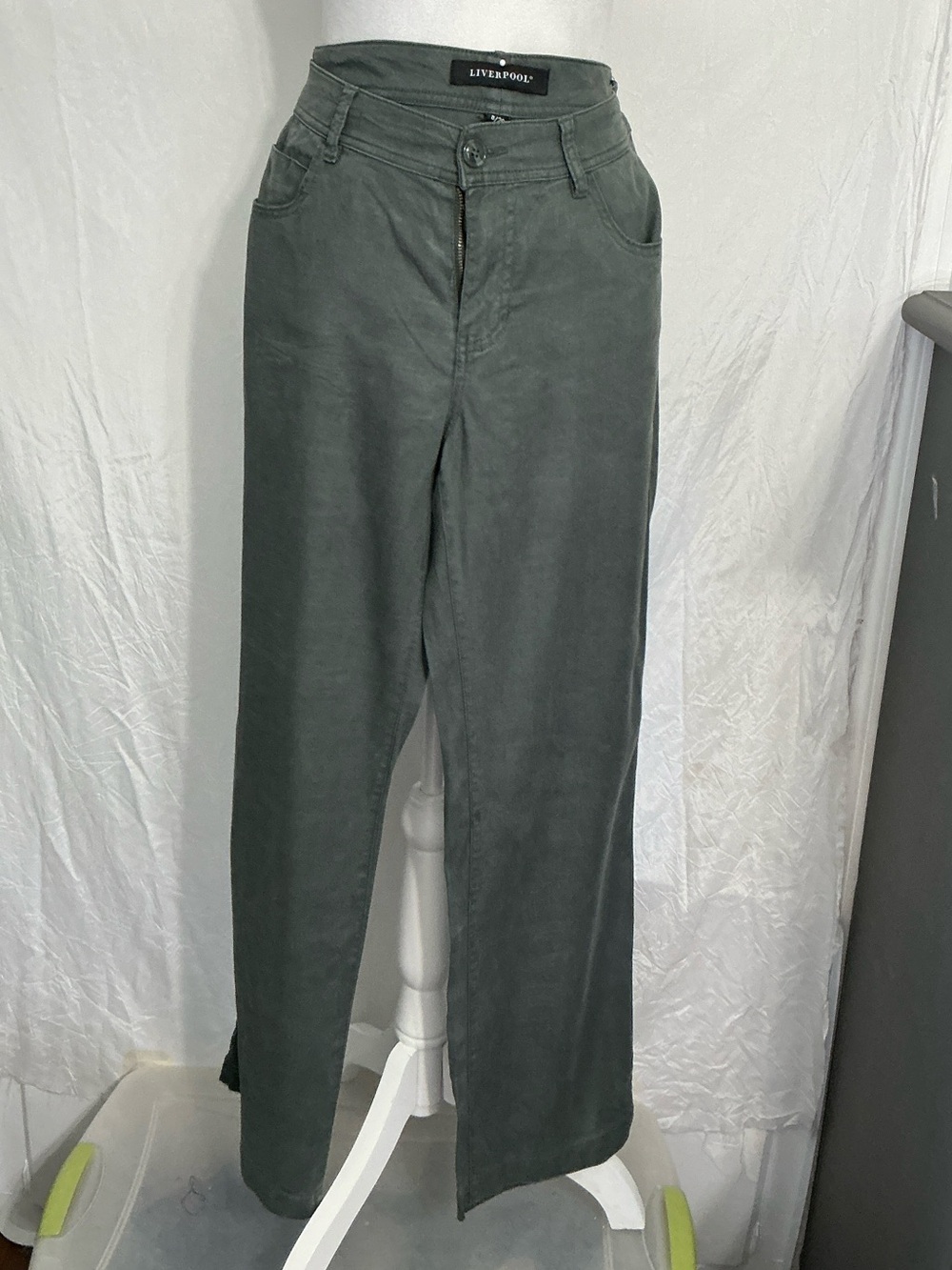 Liverpool Green Boot Cut Pants Versatile and Stylish
